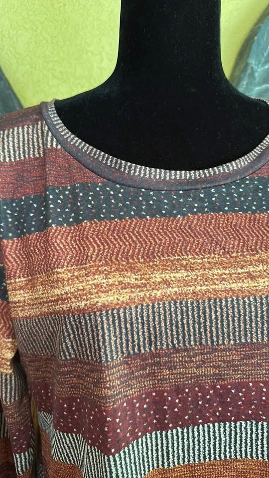 Unbranded Thin Longsleeve Shirt - photo 3