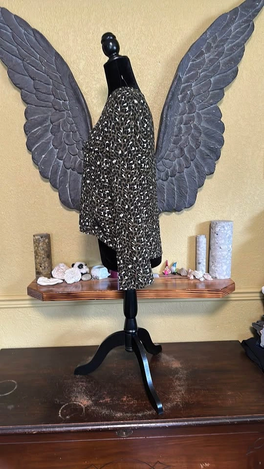 Abound Leopard Print V-Neck Blouse - photo 5