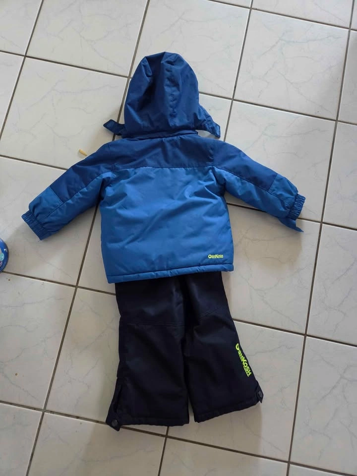 Boys size 24 months winter jacket and snow pants - photo 3