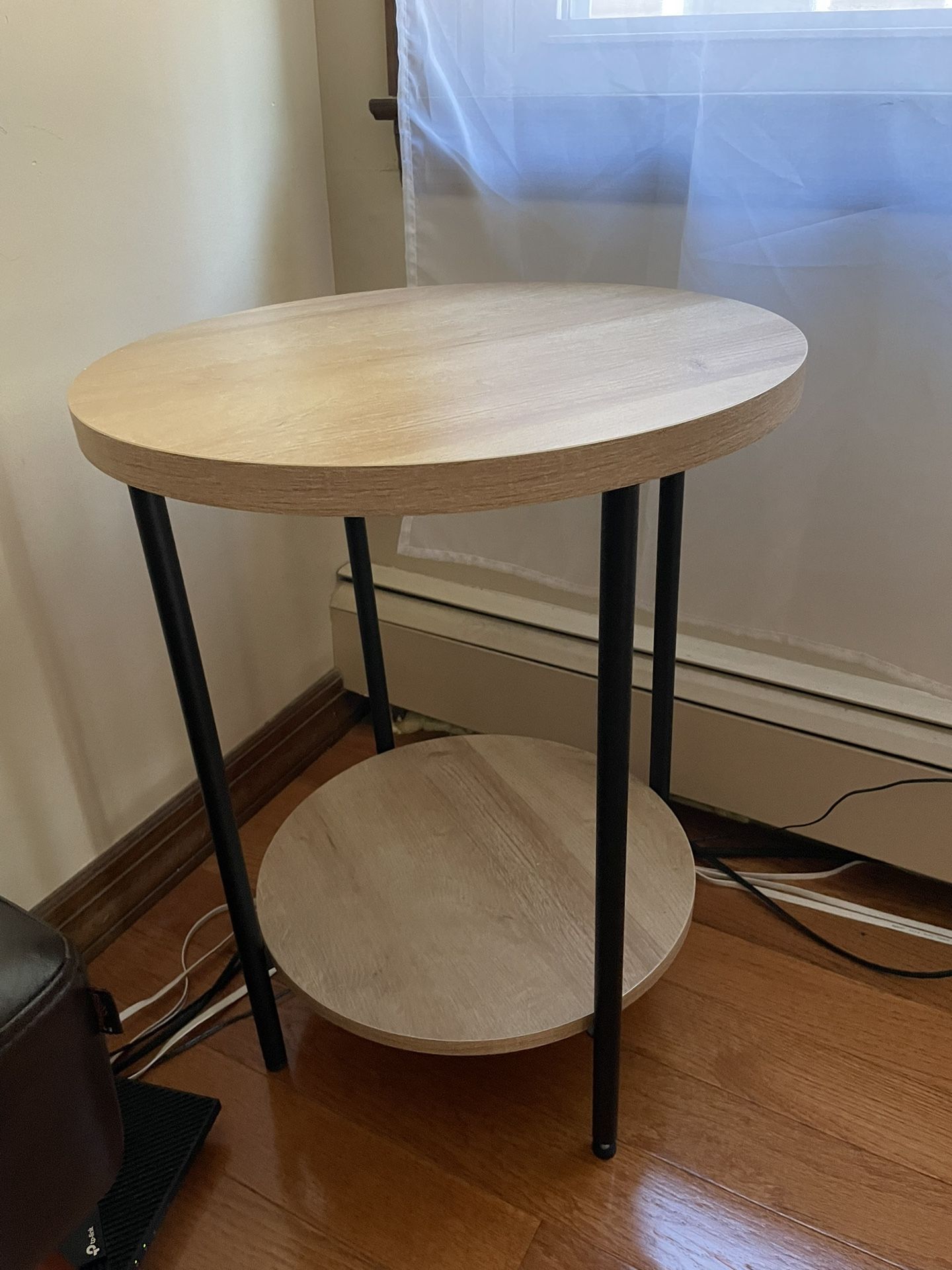 Round Side Table