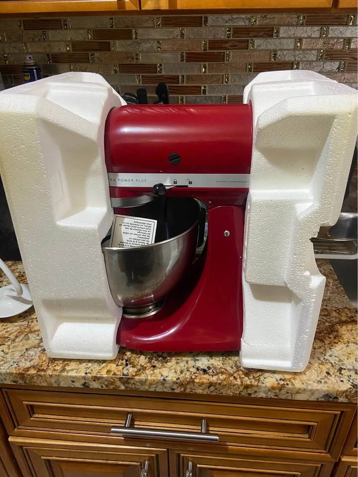 Deluxe 4.5 Quart Tilt-Head Stand Mixer - photo 5