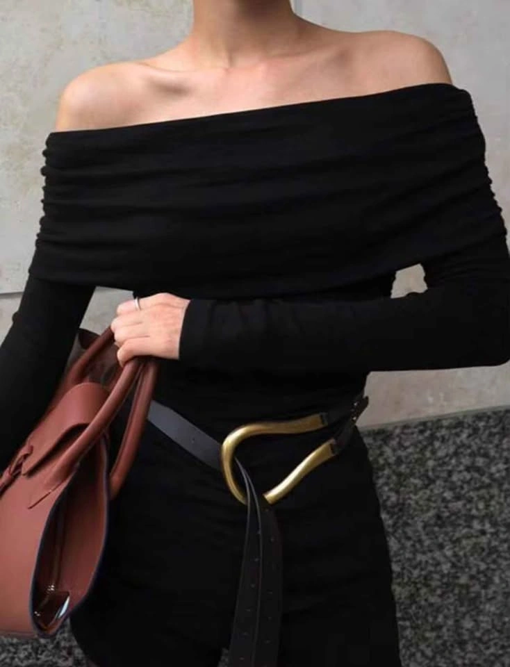 Black Off-Shoulder Long Sleeve Top – Size M - photo 2