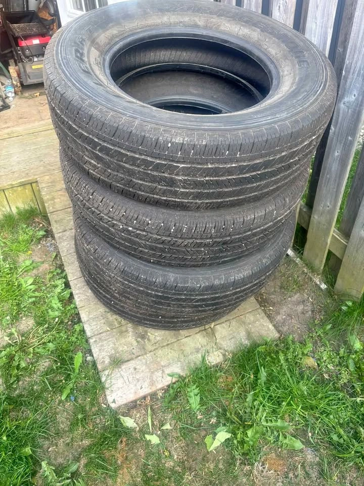 Dueler Tire set
