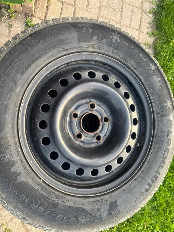 Winter tire set on rims - photo 2