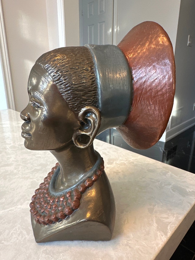 Cold-cast bronze bust "Inkehli" (Zulu Maiden) by James Tandi - photo 3