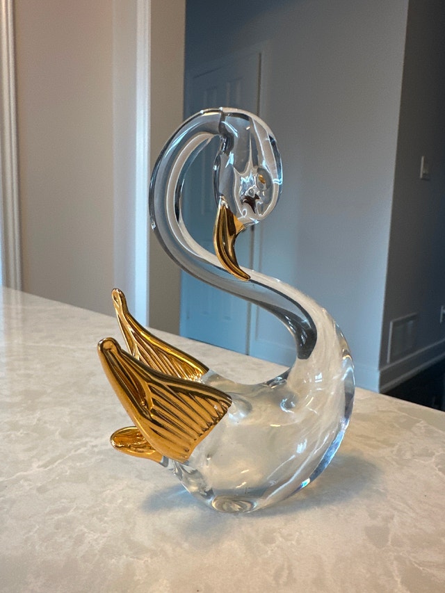 Vintage Hand Blown Gilded Wings Art Glass Swan Figurine - photo 2