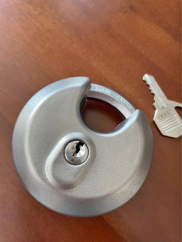Heavy Duty Disc Padlock with Key