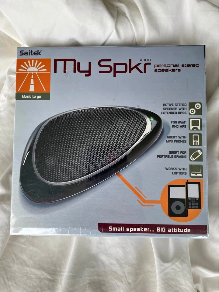 Sealed Vintage Saitek Portable iPod/MP3 Speaker A-100
