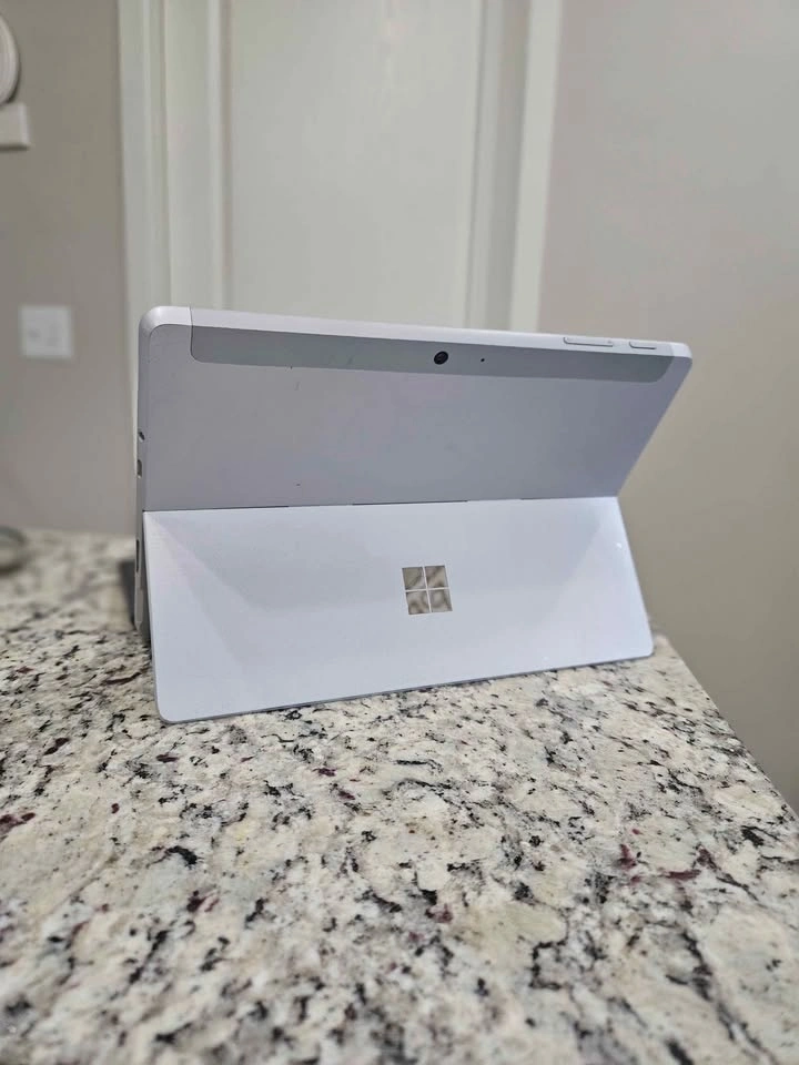 Microsoft Surface Go 2 - M3 version - photo 2