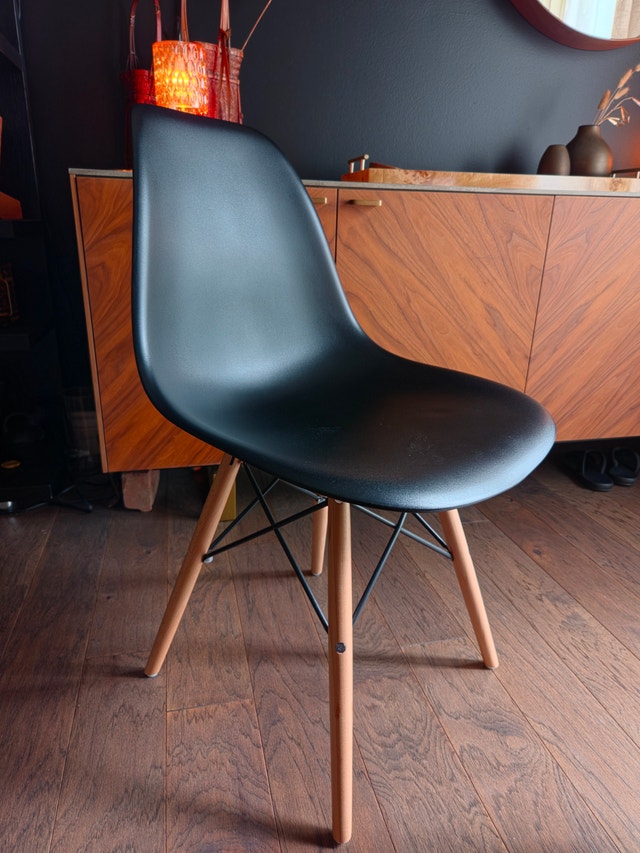 Eiffel Chairs- Set of 4 - photo 2
