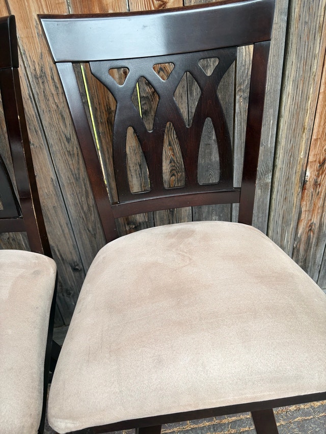 Swivel Bar Stools - photo 2