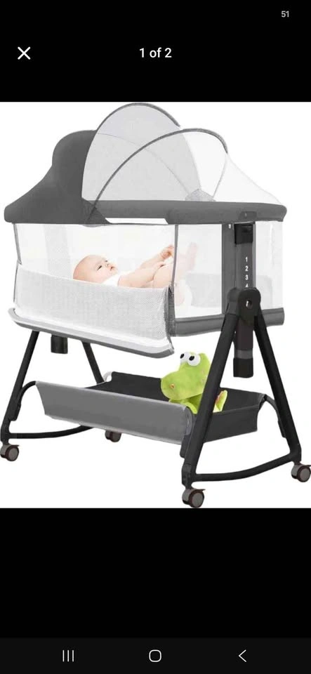 Baby Bassinet + sheets & mattress protector - photo 2