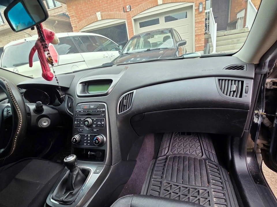 2011 Hyundai Genesis Coupe 2.0T - photo 5