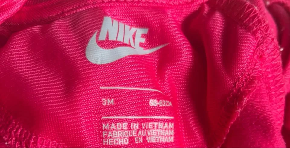 Nike Kids Red Zip-Up Footie Tricot Overall 3 months image indicator(3)