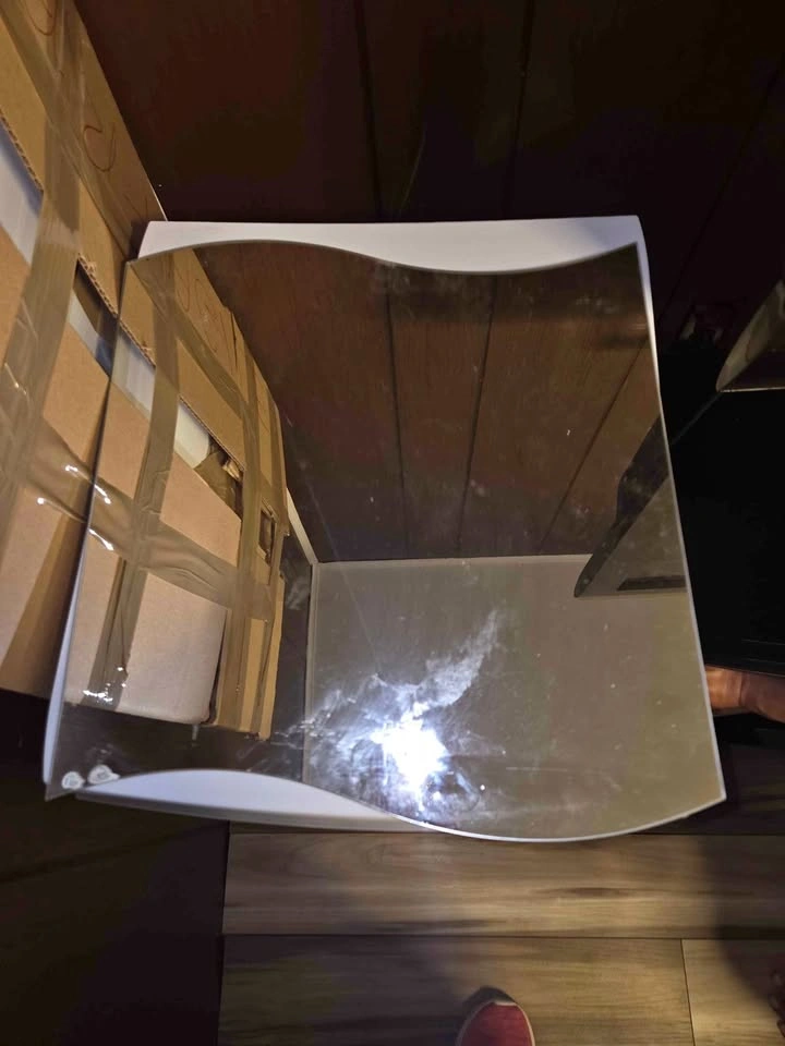 Wave glass mirror