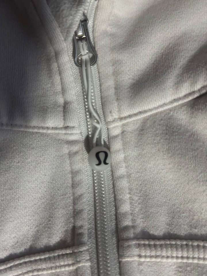 Vintage Y2k white Lululemon scuba - photo 3