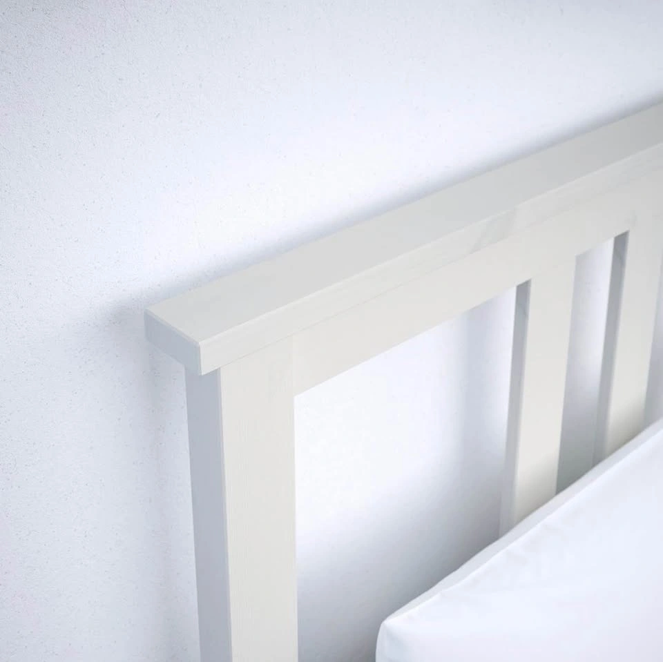 IKEA HEMNES Queen Bed Frame – White - photo 5