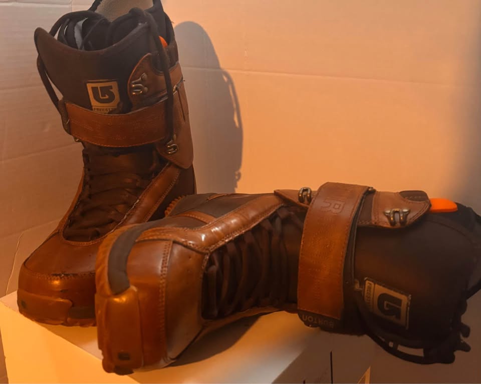 Burton Men's Brown Snowboard Boots Freestyle size 7.5 - photo 2
