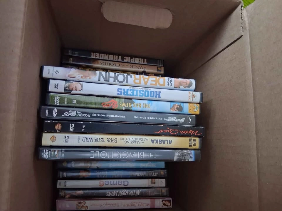 Philips DVD Player with DVD Movie Lot - photo 5