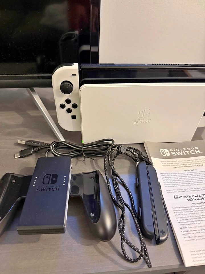 Nintendo Switch OLED