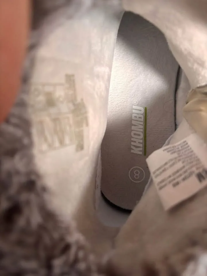 Khombu Women's Boots Size 8 image indicator(4)