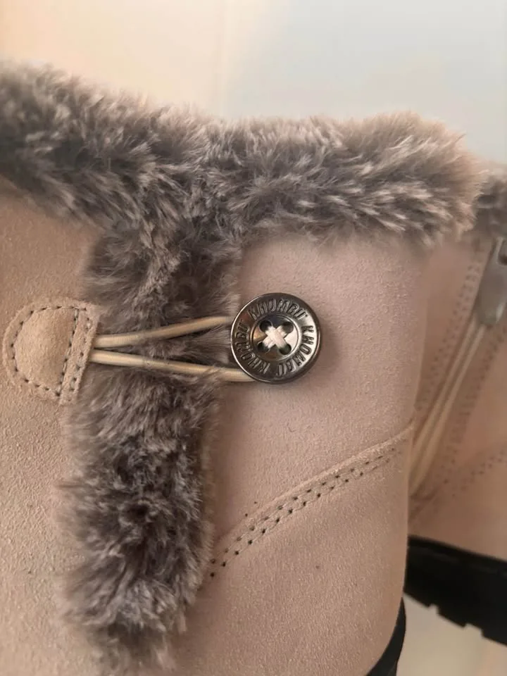 Khombu Women's Boots Size 8 image indicator(6)