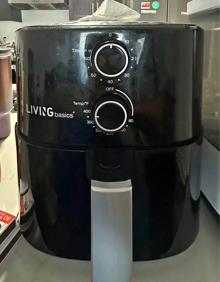 LIVING basics Air Fryer (Move out Sale)