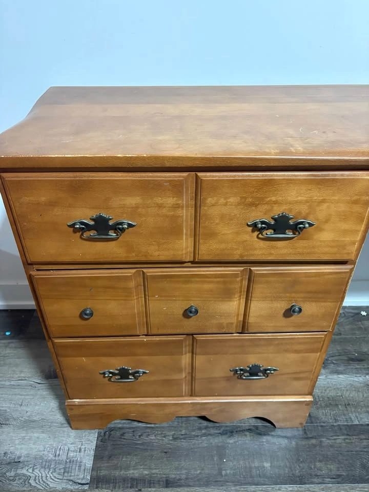 Wooden Desk /TV stand with storage Drawers (Move out Sale) - photo 3