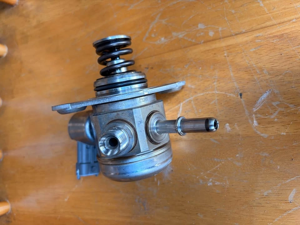 2017–2020 Ford Fusion High Pressure Fuel Pump (OEM) - photo 2