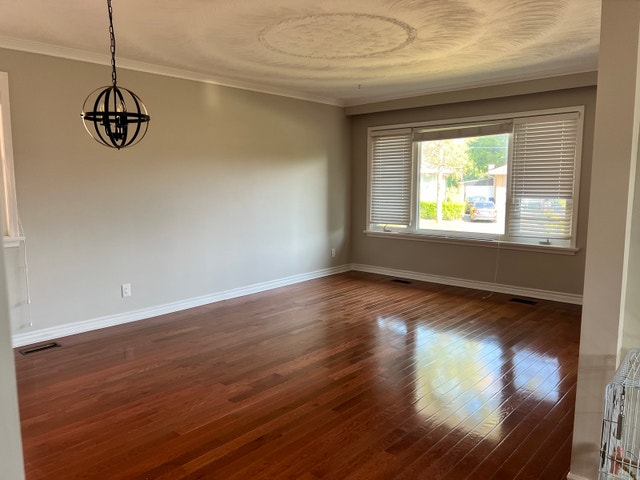 3 Bedroom House in Markham & Lawrance