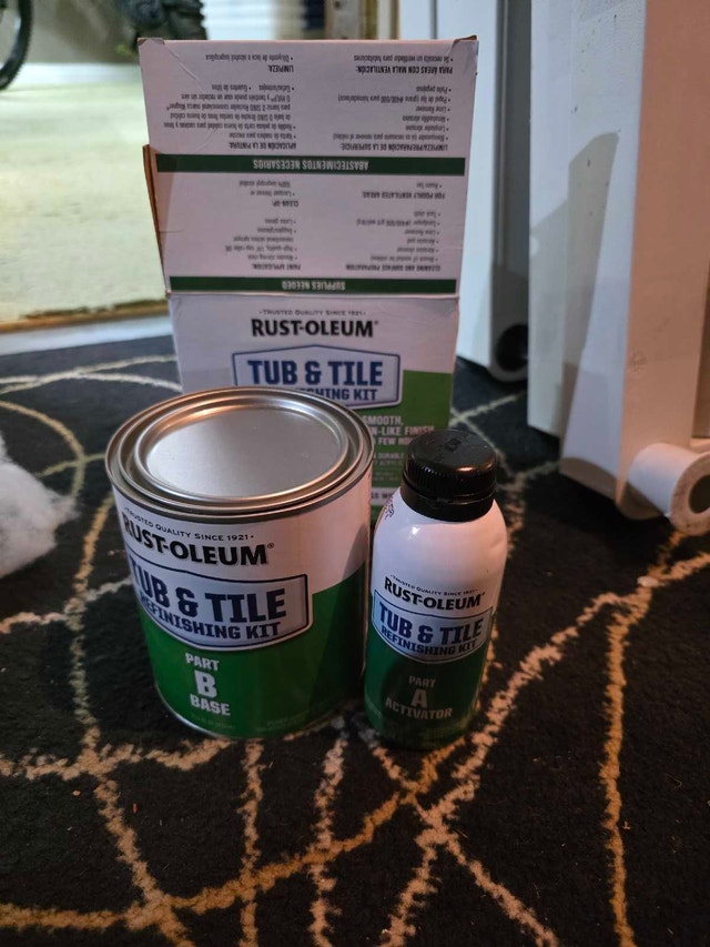 Rust-Oleum Tub and Tile Refinishing Kit - photo 3