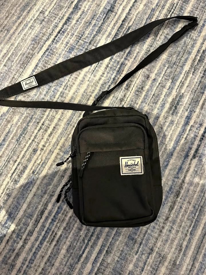 Herschel crossbody bag (pick up at Osgoode station)