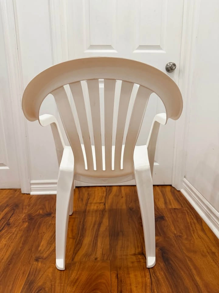 White Plastic Outdoor Armchair - photo 2