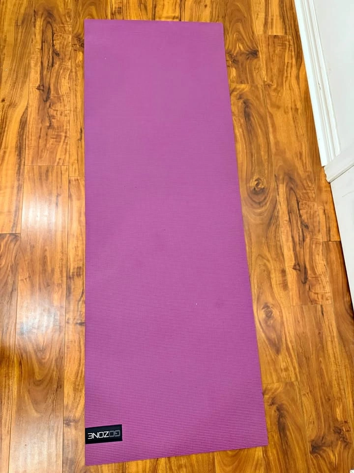 GoZone Memory Foam Yoga Mat in Burgundy
