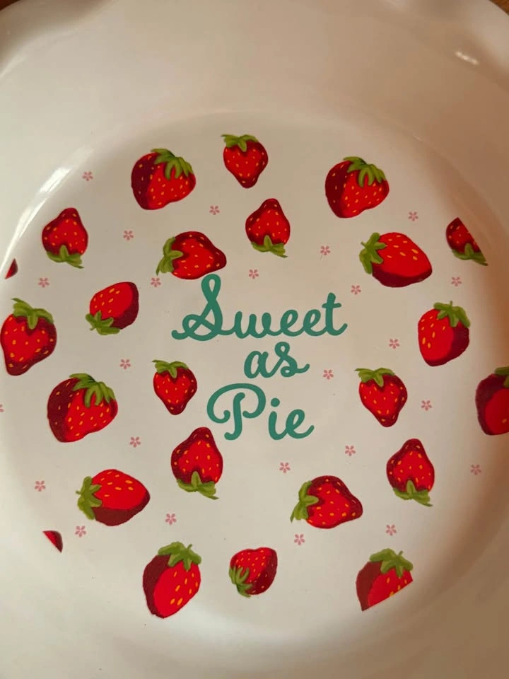 Strawberry Sweet As Pie Dish - photo 2
