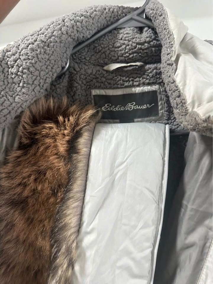 Eddie Bauer Down Parka winter jacket - photo 3