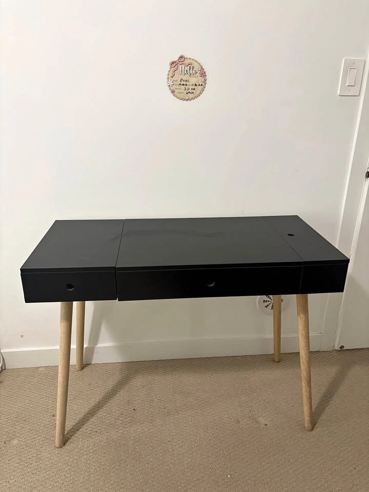 Computer Table