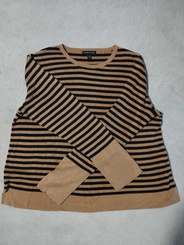 Eileen Fisher women's sweater M