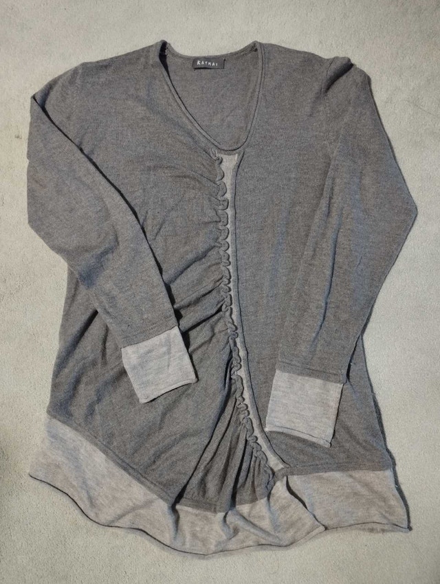 like new Katmai women sweater M