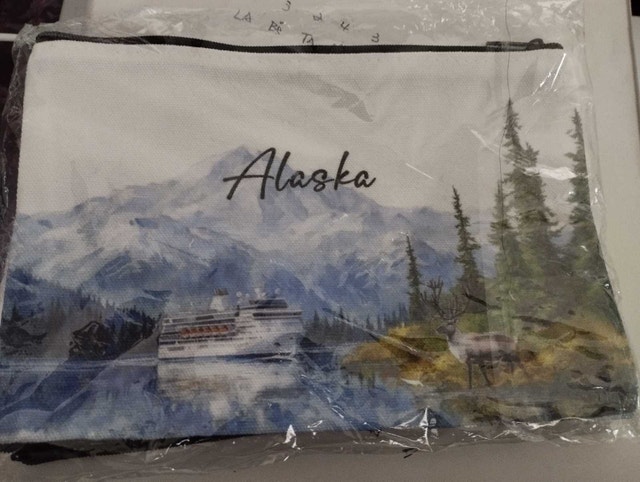 New Alaska theme makeup bag pouch