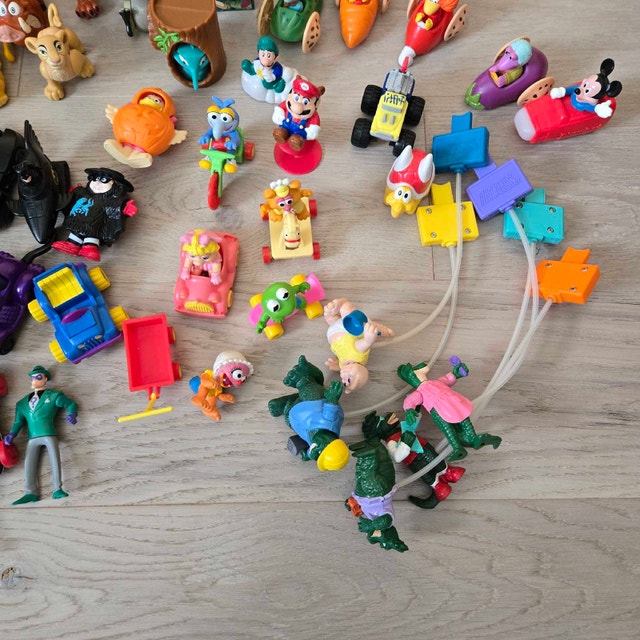 Lot Vintage Small Toys - photo 5