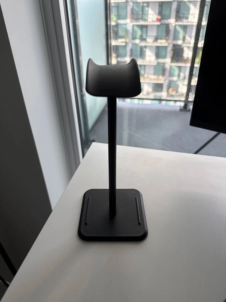Black Aluminum Headphone Stand (New) - photo 2