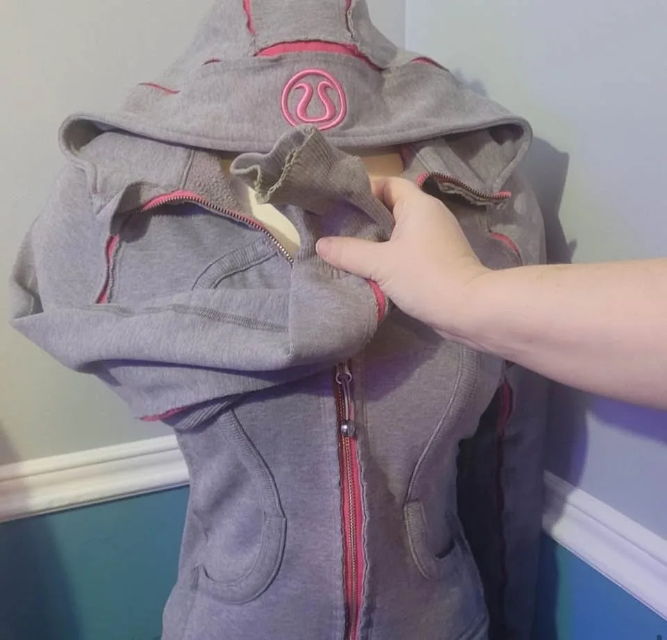 Lululemon scooba full zip active sweater size S image indicator(6)