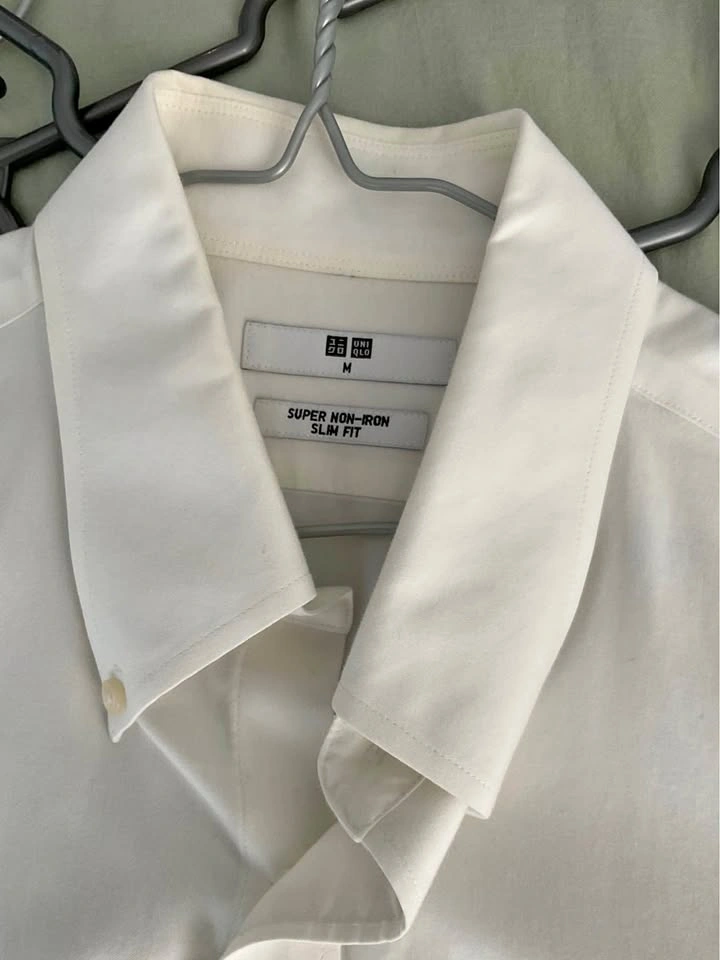3 Uniqlo Super Non-Iron Slim Fit Shirts Size M