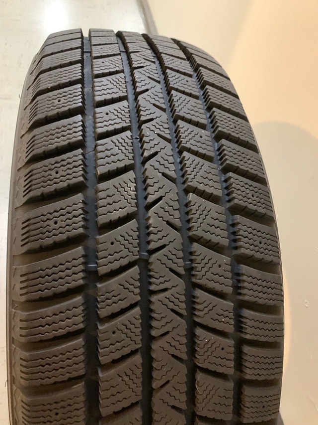 3x Goodyear WinterCommand Winter Tires – 235/55R19 - photo 3