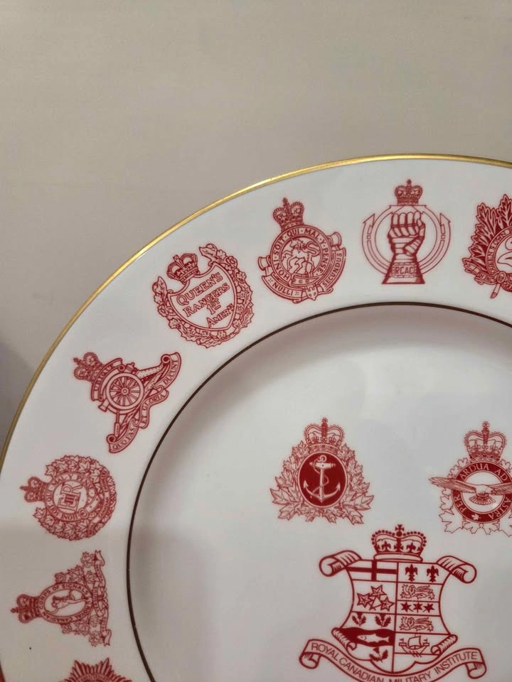 Coalport Royal Canadian Military Institute Centenary Plate - photo 3