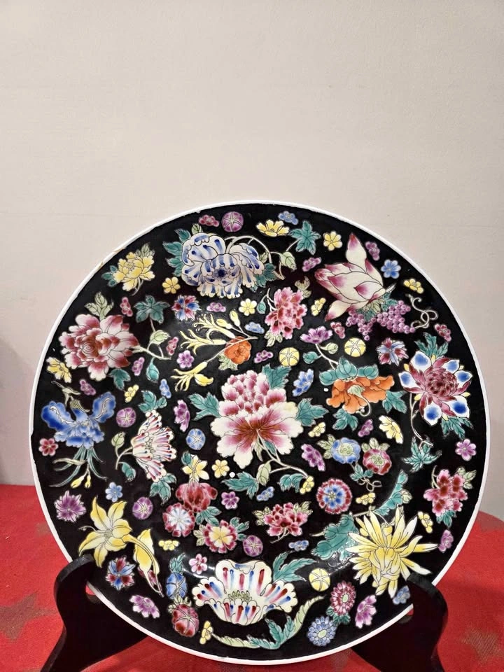 Vintage Jingdezhen Famille Noir Porcelain Plate, 10 1/4"