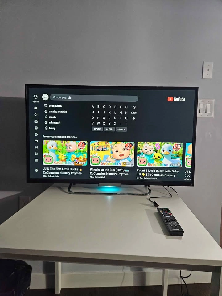 SONY SMART TV 43" - photo 2