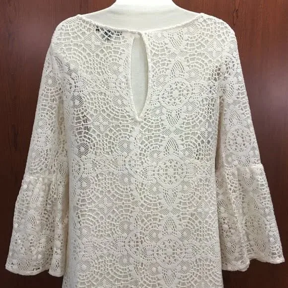 Size XS - Like new American Eagle crochet dress image indicator(3)
