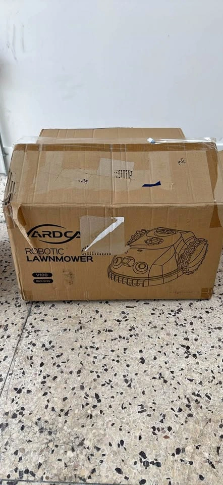YARDCARE V100 Robot Lawn Mower